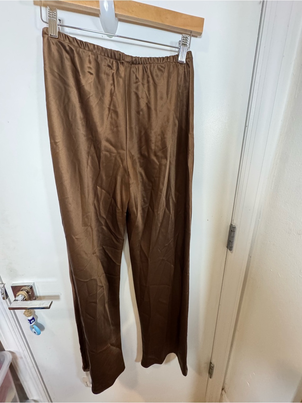 NWT reformation Gale pants in pinecone / size XS - Picture 6 of 6